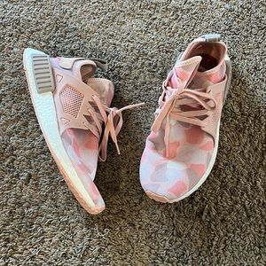 Adidas NMD xr1 Pink Duck Camo Women’s